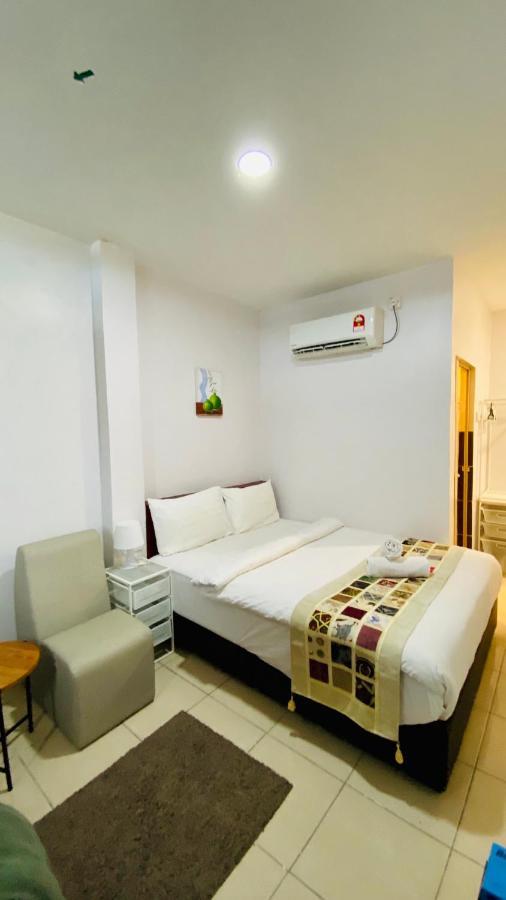 Milvus Hotel Kuah Exterior foto
